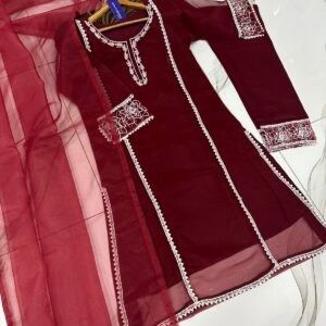 Home 93 Kayawork Emb Dupatta 3pec
