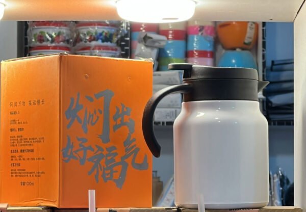 Stainless Steel Insulated Teapot 1000ml - Sealed Tea Kettle with Ergonomic Handle
