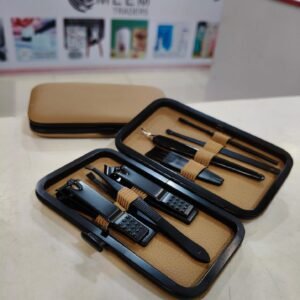 7 piece manicure pedicure nail care grooming kit complete set