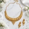 Gold-Tone Mesh Necklace Set with Earrings
