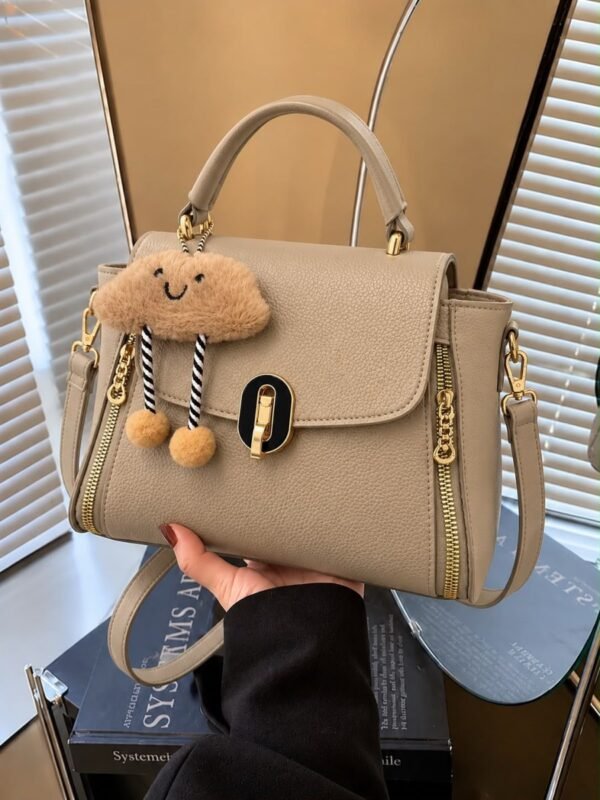High Quality Cross Body Bags For Multi Purpose Use