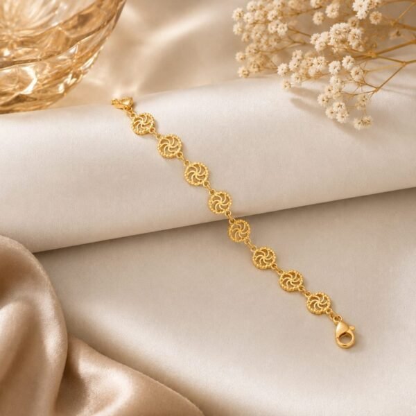 gold-plated-clover-design-bracelet-3
