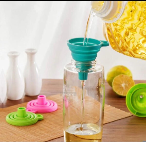 Small Foldable Funnel
