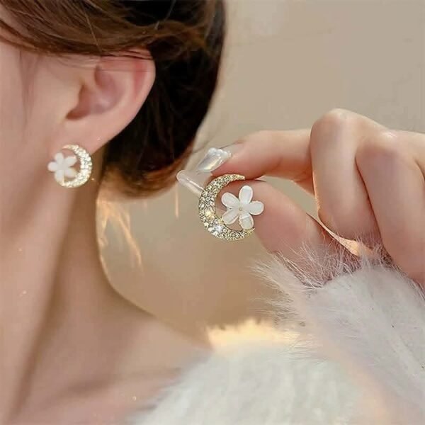 Crescent Moon Flower Earrings – Crystal Studded Fashion Earrings
