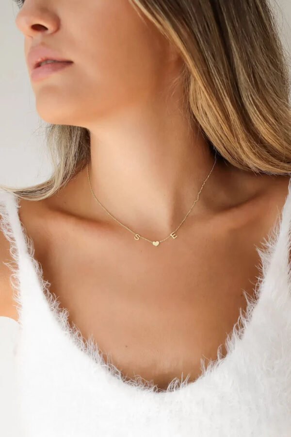 Minimalist Heart Initial Necklace - Personalized Engraved Jewelry
