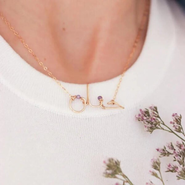 Sparkling Arabic Name Necklace - Personalized Engraved Jewelry