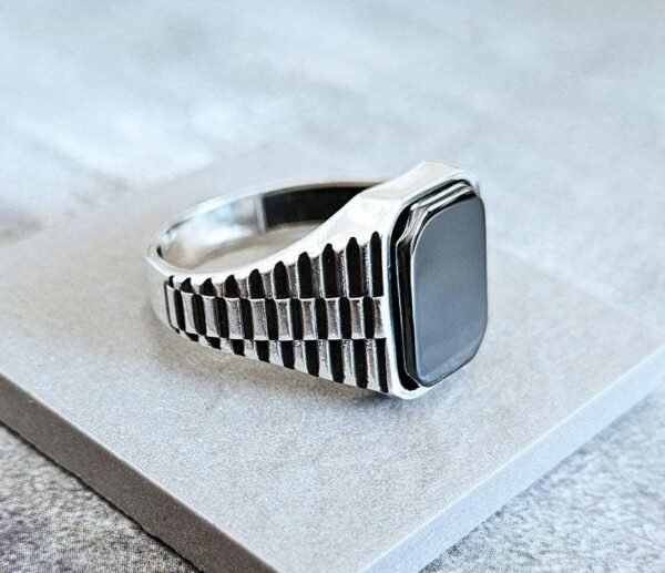 ring-1 Stainless Steel Turkish Ring – Elegant Fashion Ring for Women