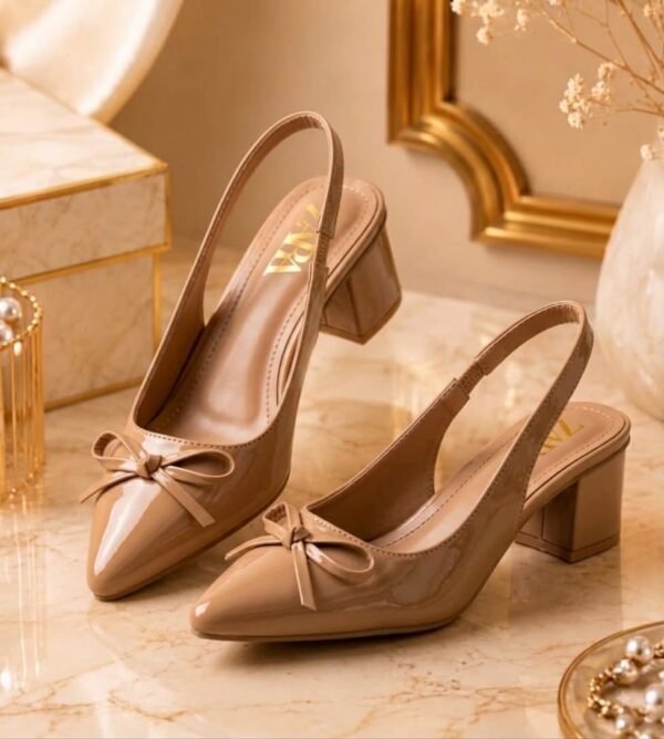 Women's Bow Slingback Block Heels - Patent Pointed Toe Heels - photo 3