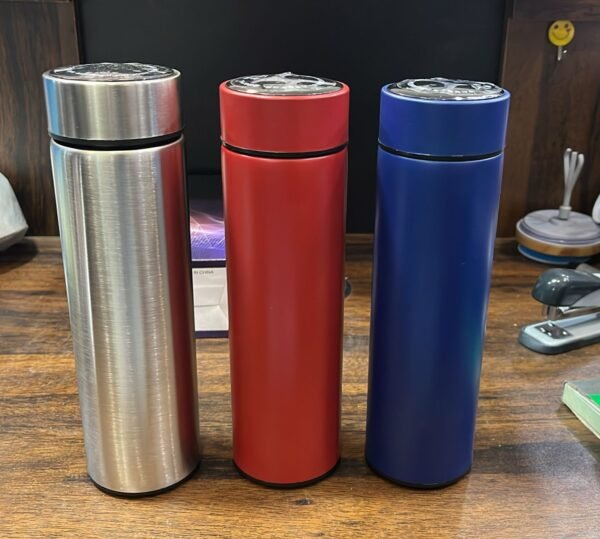 Stainless Steel Temperature Water Bottle with Light Display Temperature (500 Ml) (Random Color) Black & White available