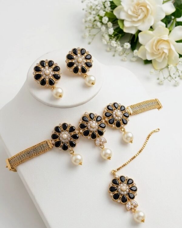Zarcon AD Necklace & Earrings Set – picture 2 – Al-Atabah PK